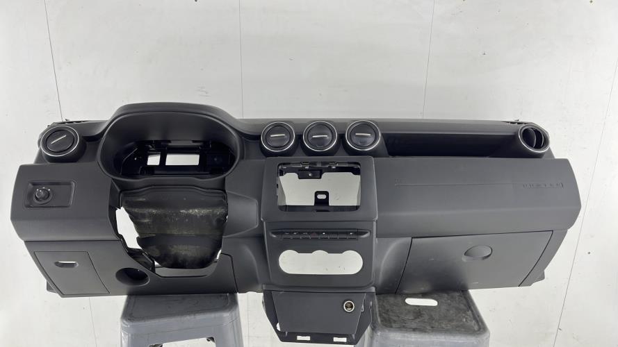 Tableau de bord DACIA DUSTER 2 PHASE 1 Diesel