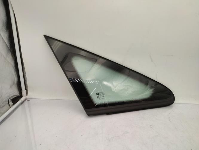 Custode avant droit OPEL ZAFIRA B PHASE 1 Diesel