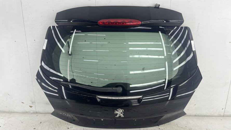 Malle/Hayon arriere PEUGEOT 208 1 PHASE 2 Diesel