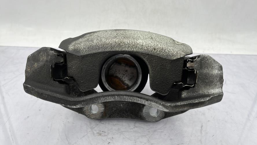 Etrier avant gauche (freinage) PEUGEOT 208 2 PHASE 1 Essence