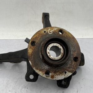 Fusee avant gauche PEUGEOT 208 2 PHASE 1 Essence
