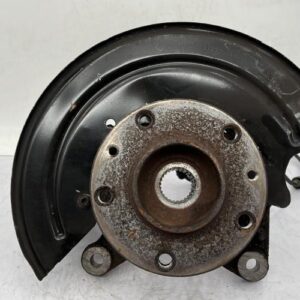 Fusee avant gauche DACIA DUSTER 2 PHASE 1 Diesel