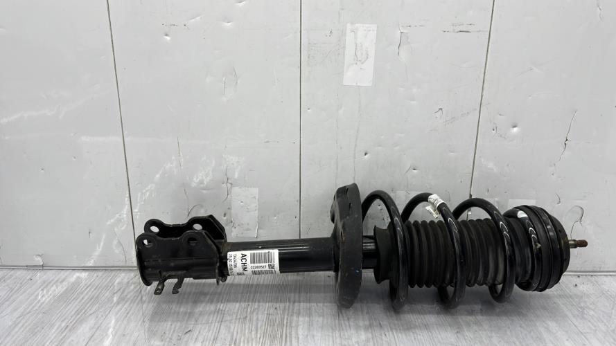Amortisseur avant droit OPEL CORSA E Diesel