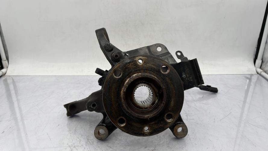 Fusee avant gauche RENAULT CAPTUR 1 PHASE 1 Essence