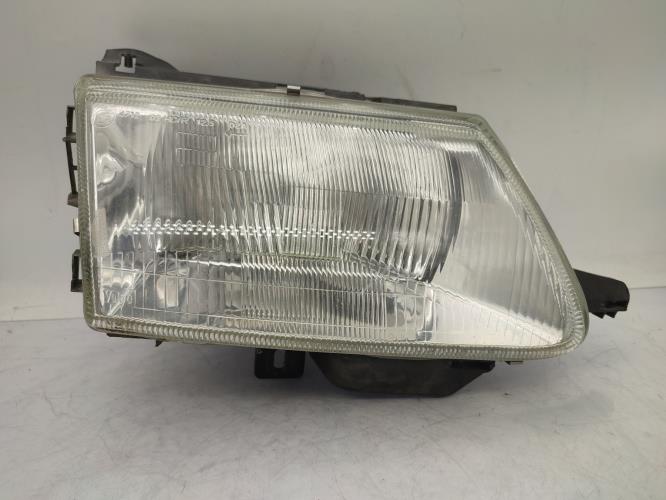 Optique avant principal droit (feux)(phare) CITROEN SAXO PHASE 1 Essence