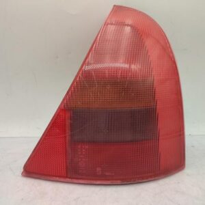 Feu arriere principal droit (feux) RENAULT CLIO 2 PHASE 1 Essence