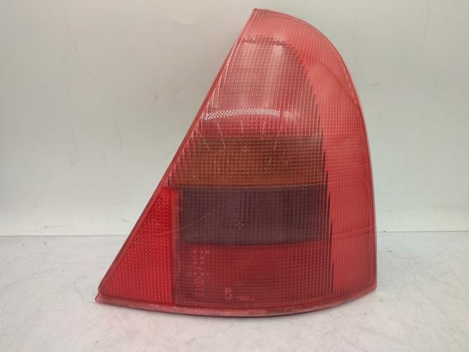 Feu arriere principal droit (feux) RENAULT CLIO 2 PHASE 1 Essence