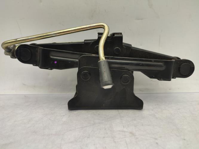 Cric PEUGEOT 106 PHASE 1 Essence