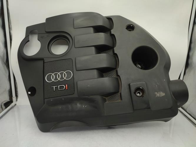 Cache moteur  AUDI A4 2 PHASE 1 Diesel