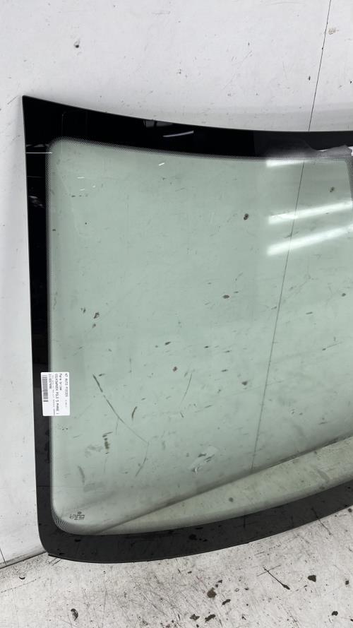 Pare brise VOLKSWAGEN POLO 5 PHASE 1 Essence