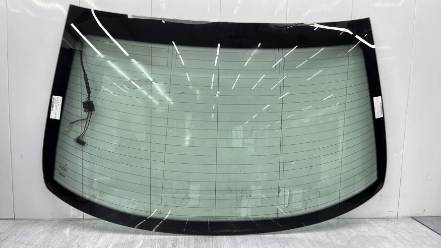 Lunette arriere MERCEDES CLASSE C 203 PHASE 1 Diesel