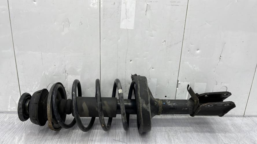 Amortisseur avant gauche RENAULT CLIO 2 PHASE 1 Essence