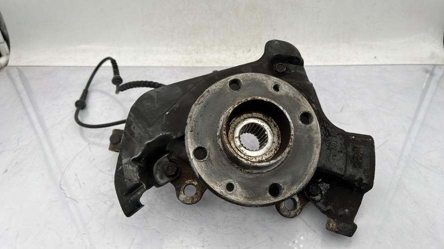 Fusee avant gauche ALFA ROMEO MITO PHASE 1 Essence