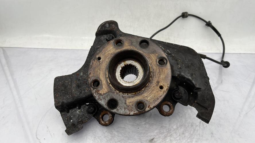Fusee avant droit FIAT GRANDE PUNTO Diesel