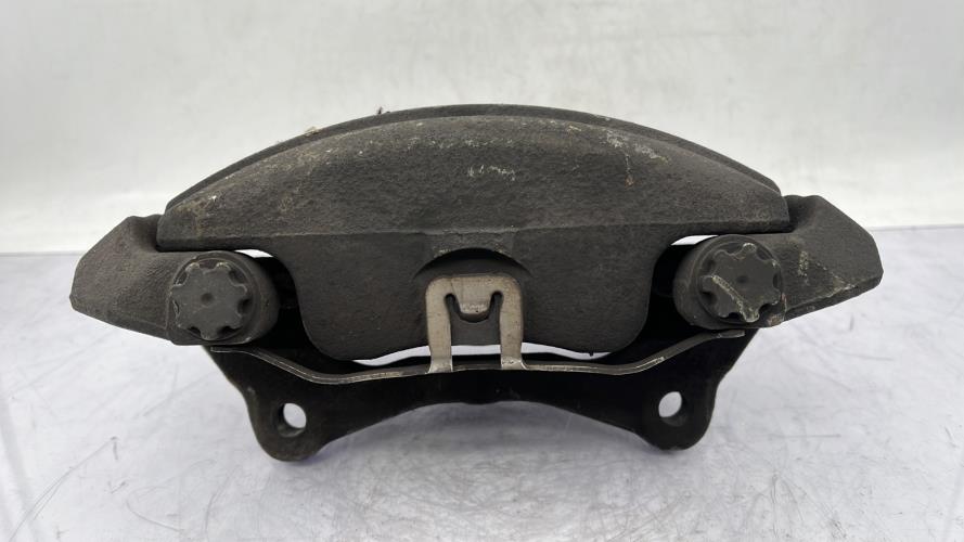 Etrier avant droit (freinage) AUDI A4 3 AVANT PHASE 1 BREAK Diesel