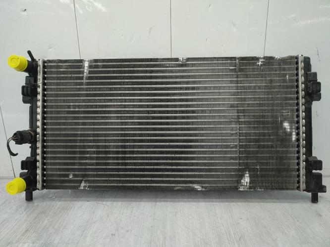 Radiateur eau VOLKSWAGEN POLO 5 PHASE 1 Essence