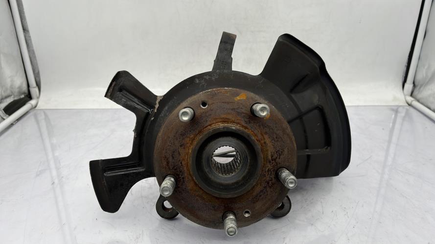 Fusee avant droit HYUNDAI IX 20 PHASE 1 Diesel