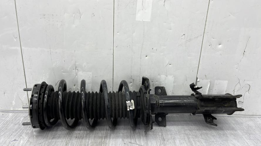 Amortisseur avant gauche FORD FIESTA 7 PHASE 1 Essence