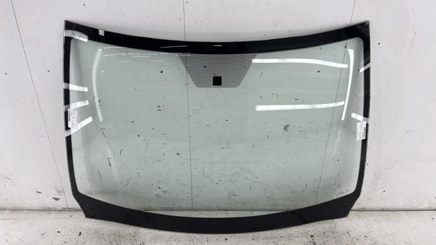 Pare brise PEUGEOT 108 Essence