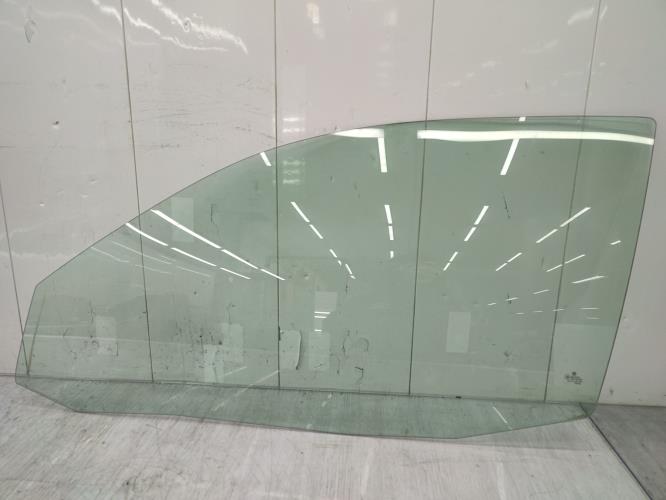 Vitre avant gauche VOLKSWAGEN GOLF 4 Diesel