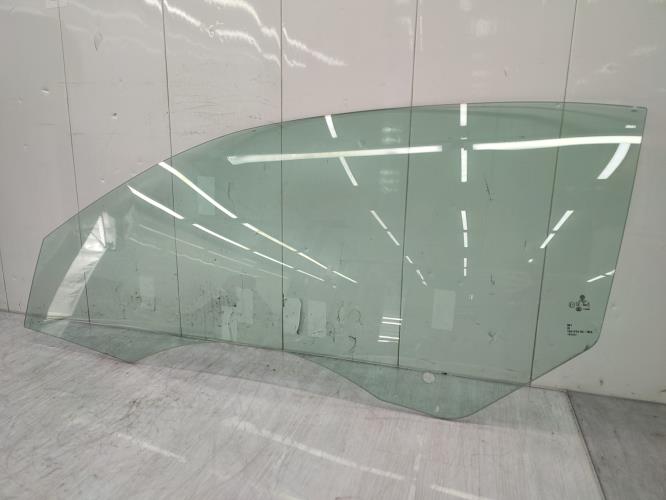 Vitre avant gauche VOLKSWAGEN EOS CABRIO PHASE 1 Diesel