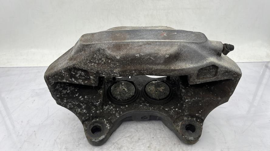 Etrier avant gauche (freinage) VOLKSWAGEN TOUAREG 1 PHASE 2 Diesel