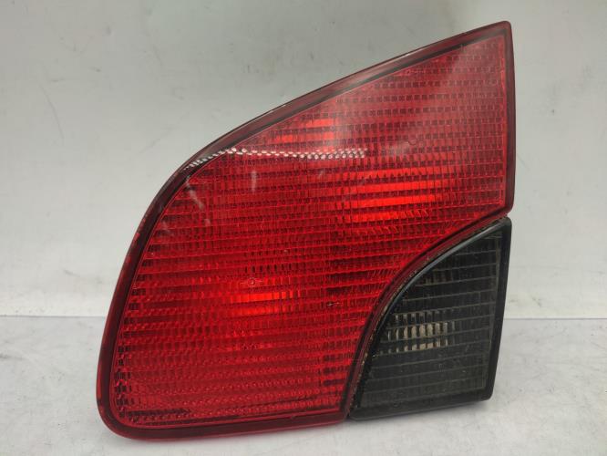 Feu arriere secondaire droit (feux) PEUGEOT 406 PHASE 2 BREAK Diesel