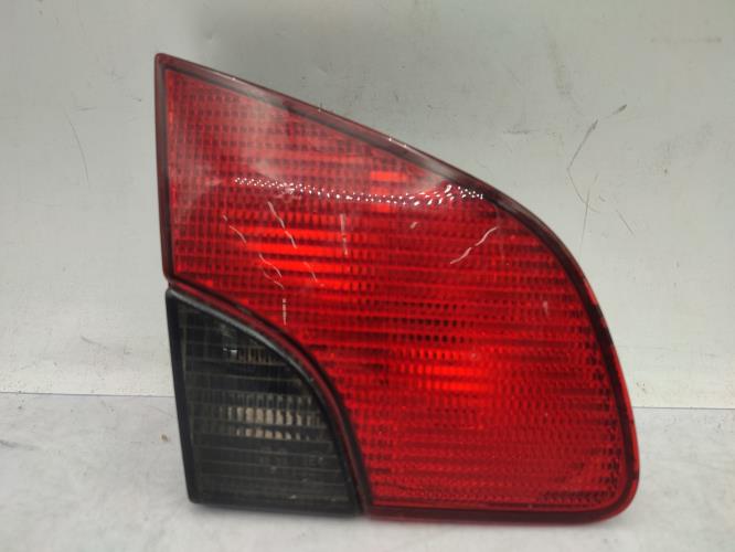 Feu arriere secondaire gauche (feux) PEUGEOT 406 PHASE 2 BREAK Diesel