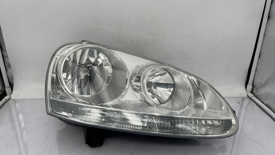 Optique avant principal droit (feux)(phare) VOLKSWAGEN GOLF 5 Diesel