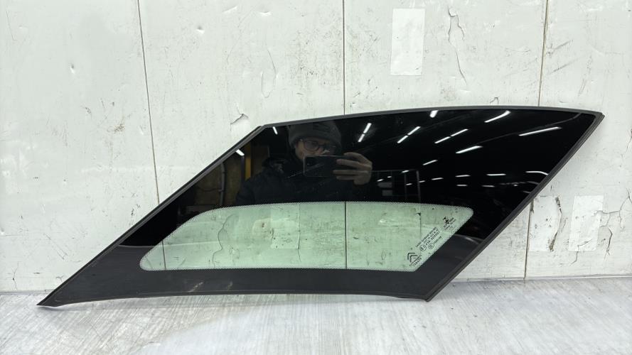 Custode arriere gauche CITROEN C4 PICASSO 2 PHASE 1 Diesel