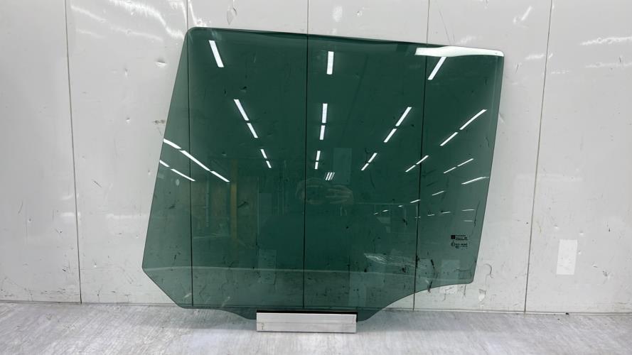 Vitre arriere gauche OPEL ZAFIRA B PHASE 2 Diesel