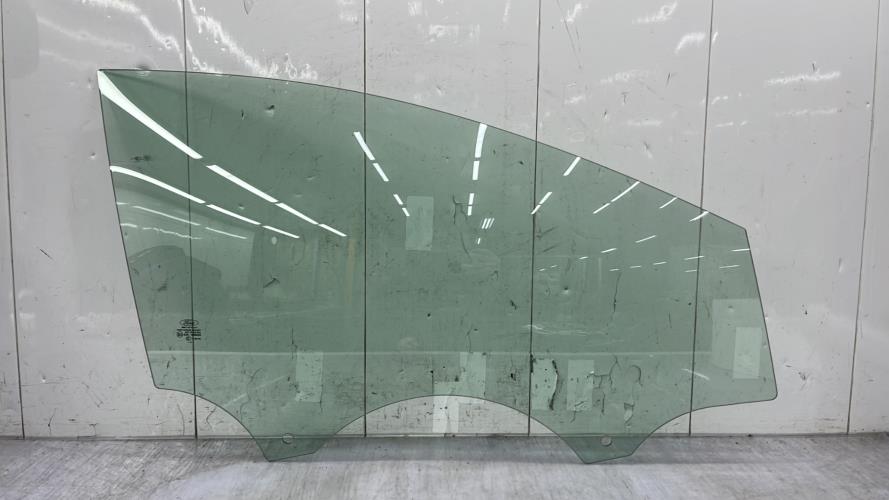 Vitre avant droit FORD FOCUS 3 PHASE 1 Diesel