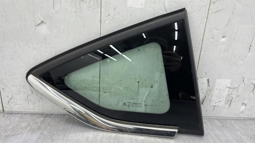 Custode arriere droit CITROEN C5 2 Diesel