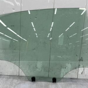 Vitre arriere droit PEUGEOT 208 1 PHASE 2 Essence