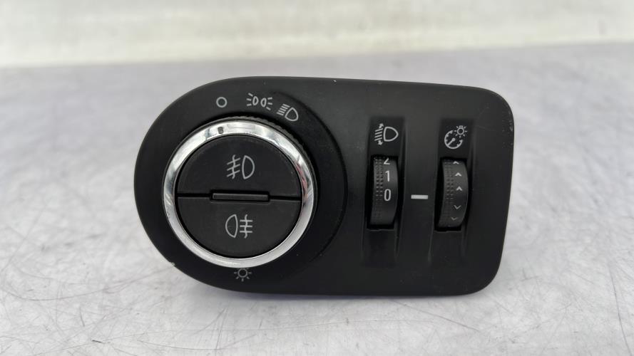Commande de phare OPEL CORSA E Essence