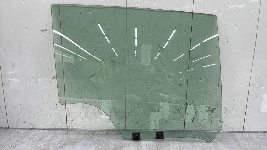 Vitre arriere droit RENAULT CLIO 4 PHASE 1 Diesel