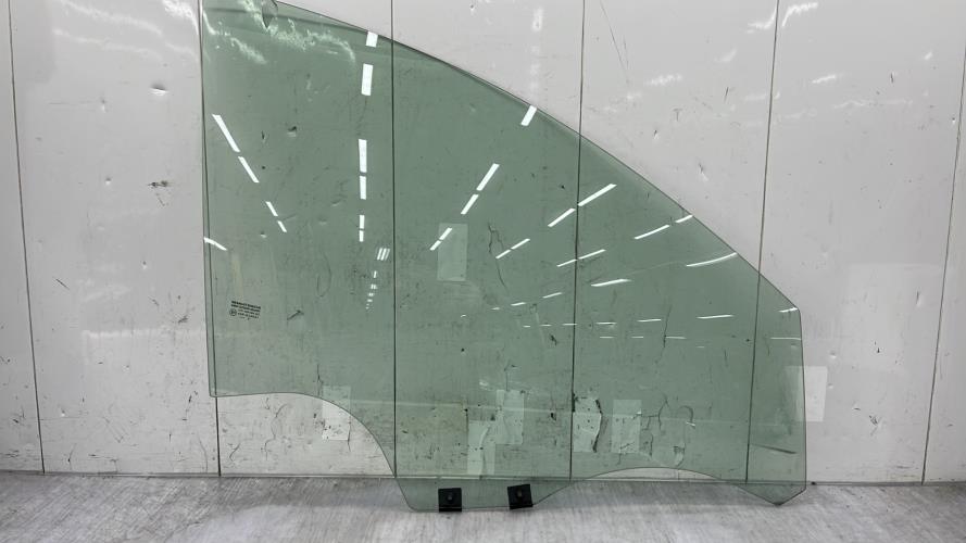 Vitre avant droit DACIA SANDERO 2 PHASE 2 Diesel