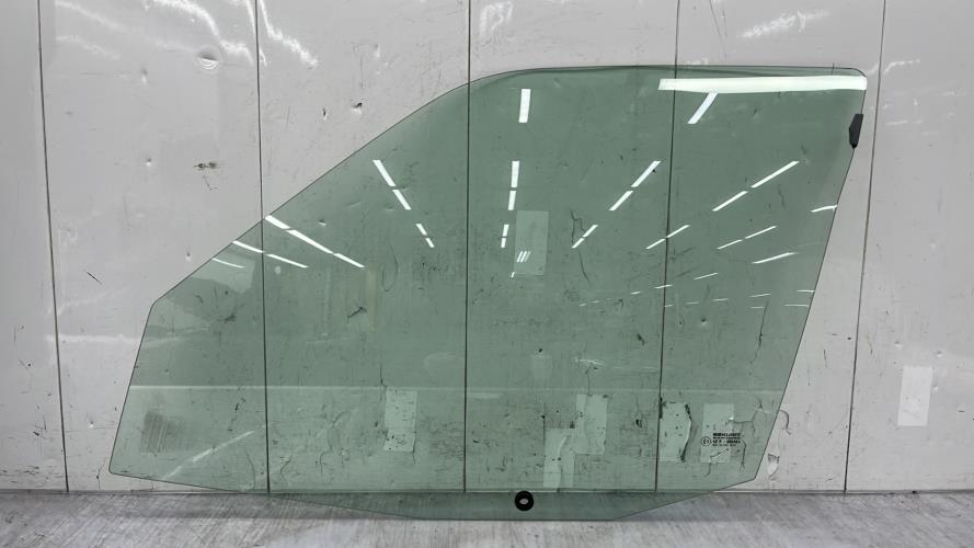 Vitre avant gauche CITROEN SAXO PHASE 1 Essence