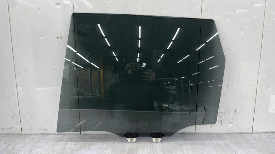 Vitre arriere gauche HONDA JAZZ 2 Essence