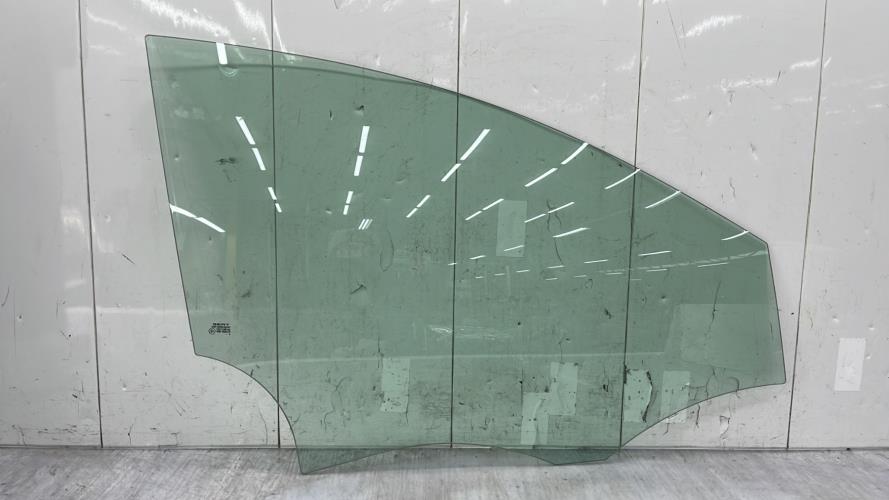 Vitre avant droit SEAT IBIZA 4 PHASE 1 Essence