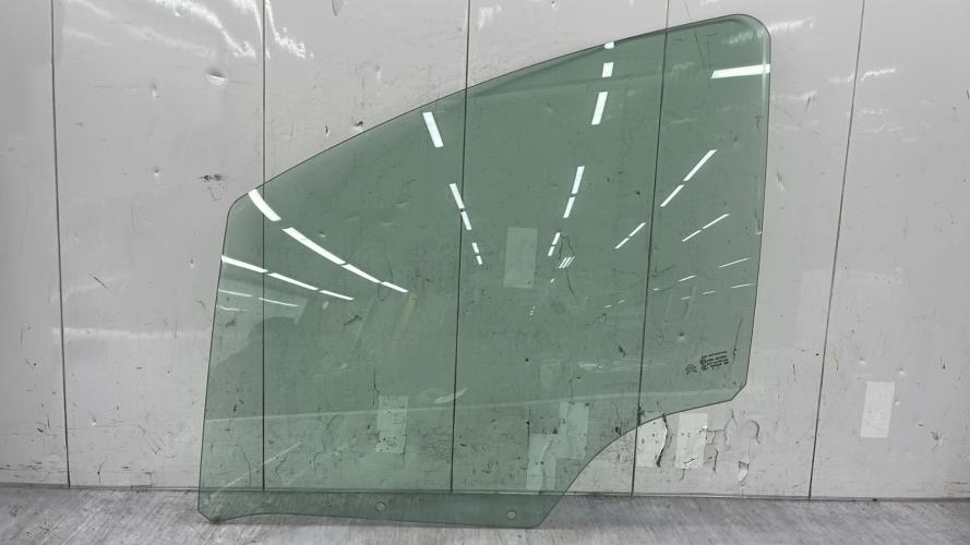 Vitre avant gauche CITROEN C3 2 PHASE 2 Diesel