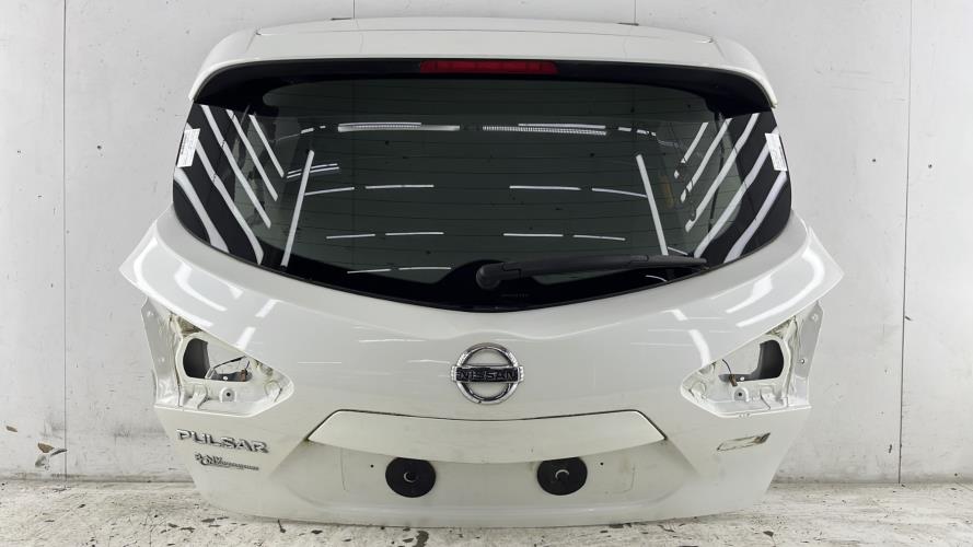 Malle/Hayon arriere NISSAN PULSAR Diesel