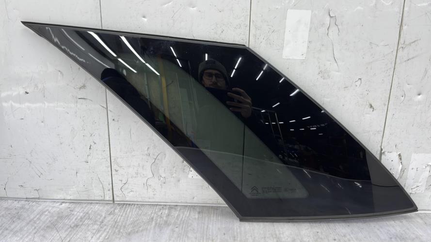 Custode arriere gauche CITROEN C4 PICASSO 2 PHASE 1 Diesel