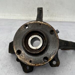 Fusee avant droit PEUGEOT 208 2 PHASE 1 Diesel