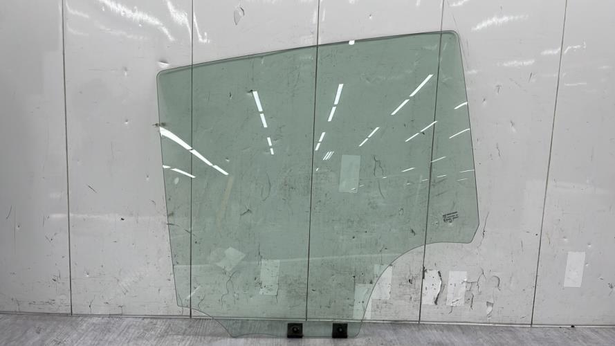 Vitre arriere gauche DACIA SANDERO 1 Diesel