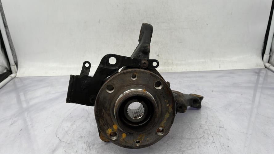 Fusee avant droit RENAULT CLIO 4 PHASE 2 Essence