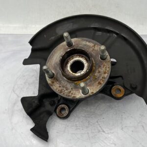 Fusee avant droit FORD B-MAX Essence