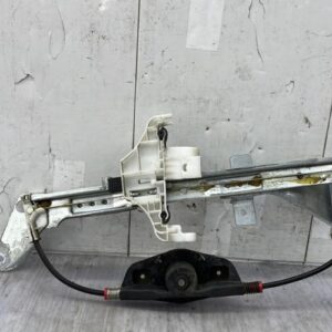 Leve vitre mecanique arriere droit FORD FIESTA 5 PHASE 2 Diesel