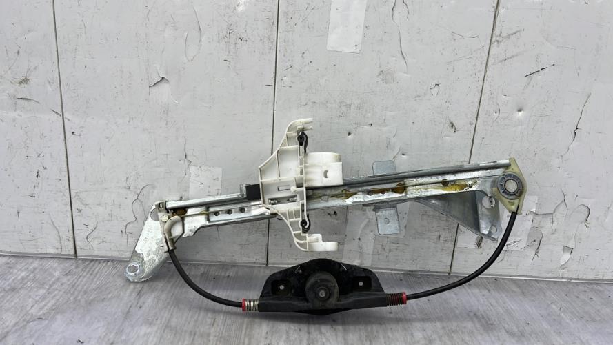 Leve vitre mecanique arriere droit FORD FIESTA 5 PHASE 2 Diesel