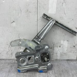 Leve vitre mecanique arriere droit NISSAN MICRA 3 PHASE 1 Essence